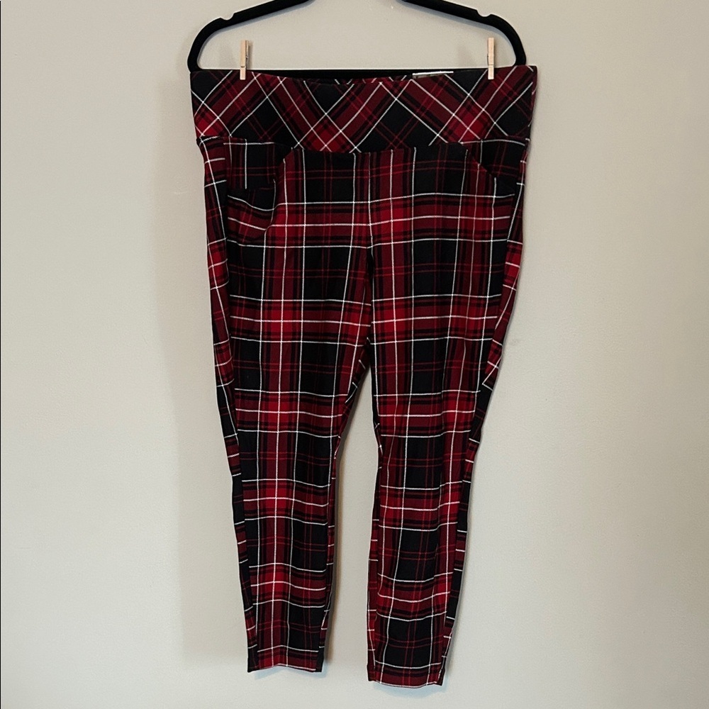 Torrid Black and Red Plaid Cropped Pants